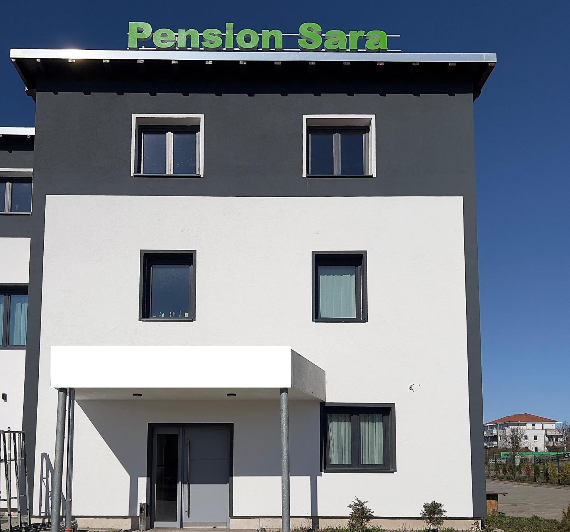 Pension Sara Magdeburg Eksteriør billede